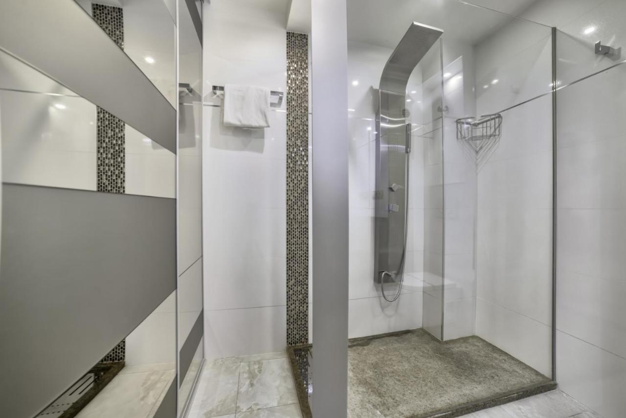 Apartamento Esmeralda カルプ エクステリア 写真